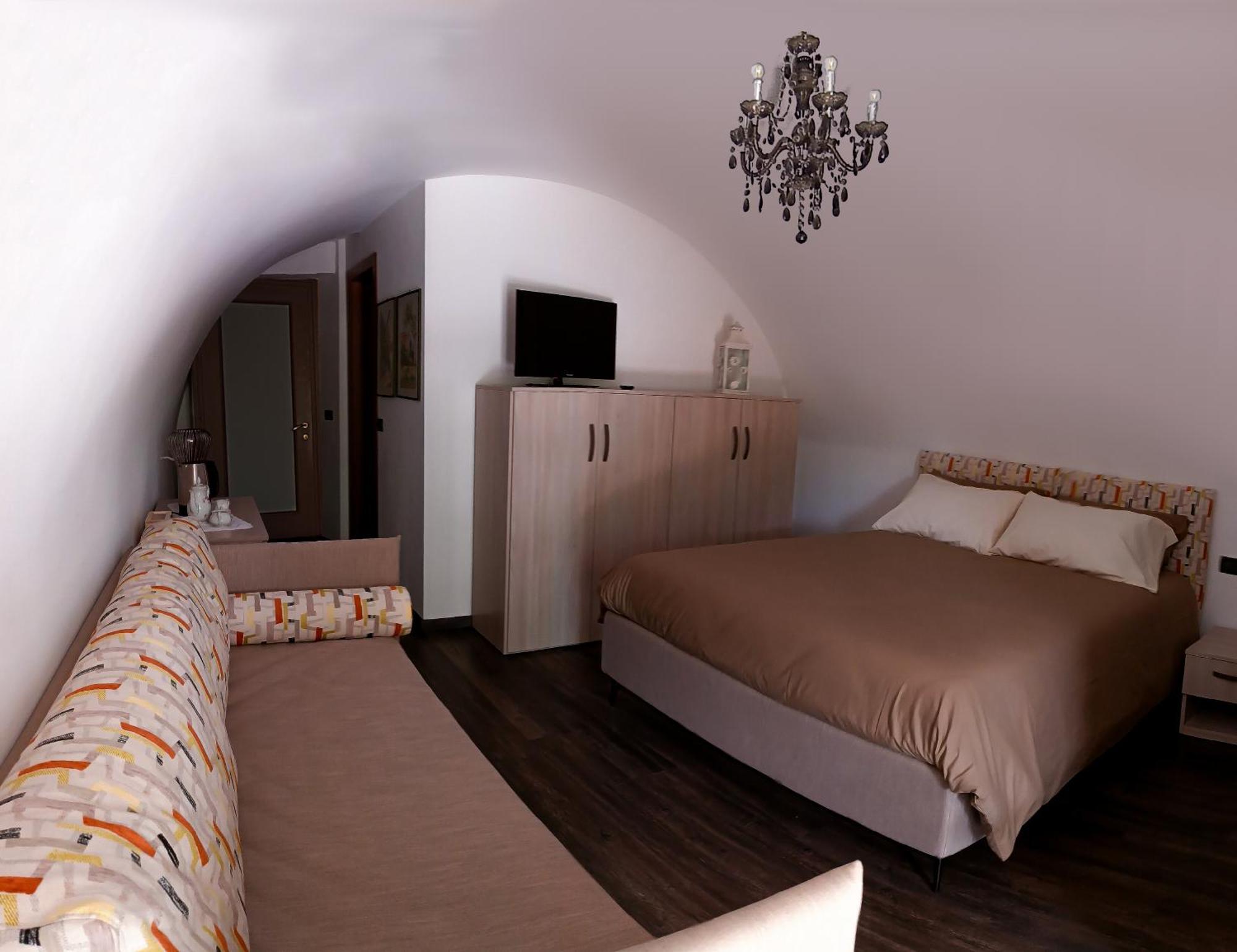 La Casa Sulla Roccia Hotel Pisogne Eksteriør billede